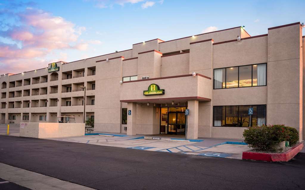 San Bernardino Inn & Suites Exterior photo
